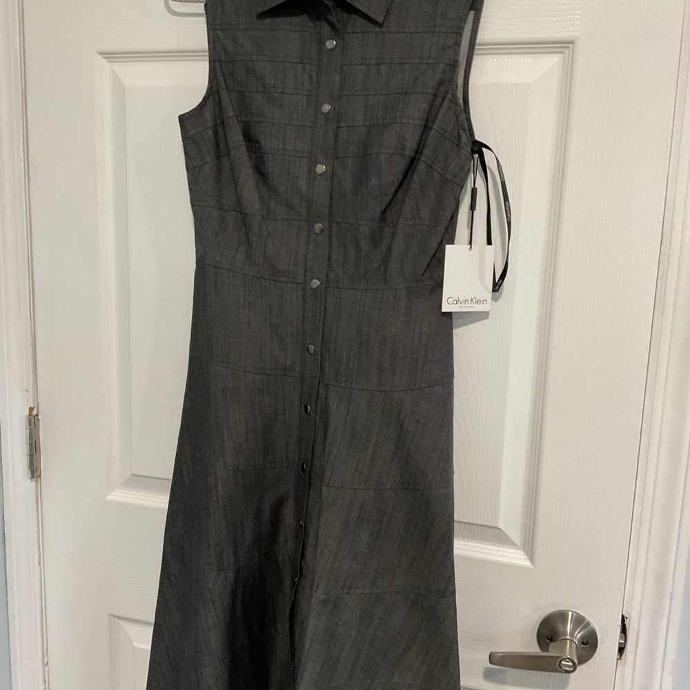 Calvin Klein Gray Sleeveless Sheath Dress